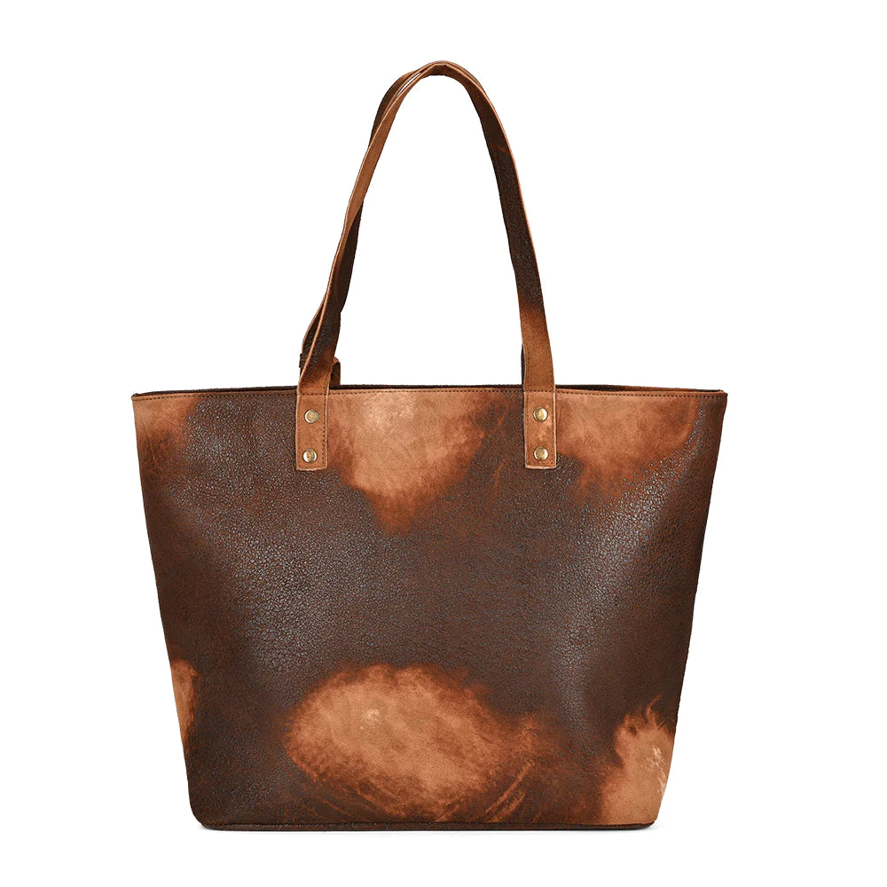 Corral Distressed Cowhide Leather Tote D1291
